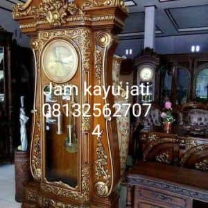 jam kayu jati