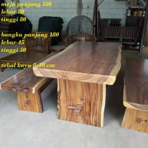 Meja Makan Kafe Jumbo