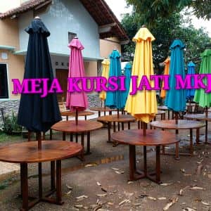 MEJA DAN PAYUNG KAFE