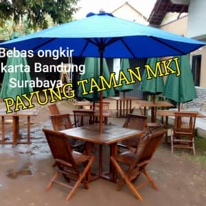 Tenda Kafe Taman Meja Kotak